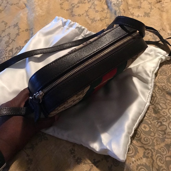 gucci bumblebee crossbody bag